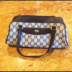 Small authentic vintage Gucci handbag, navy blue